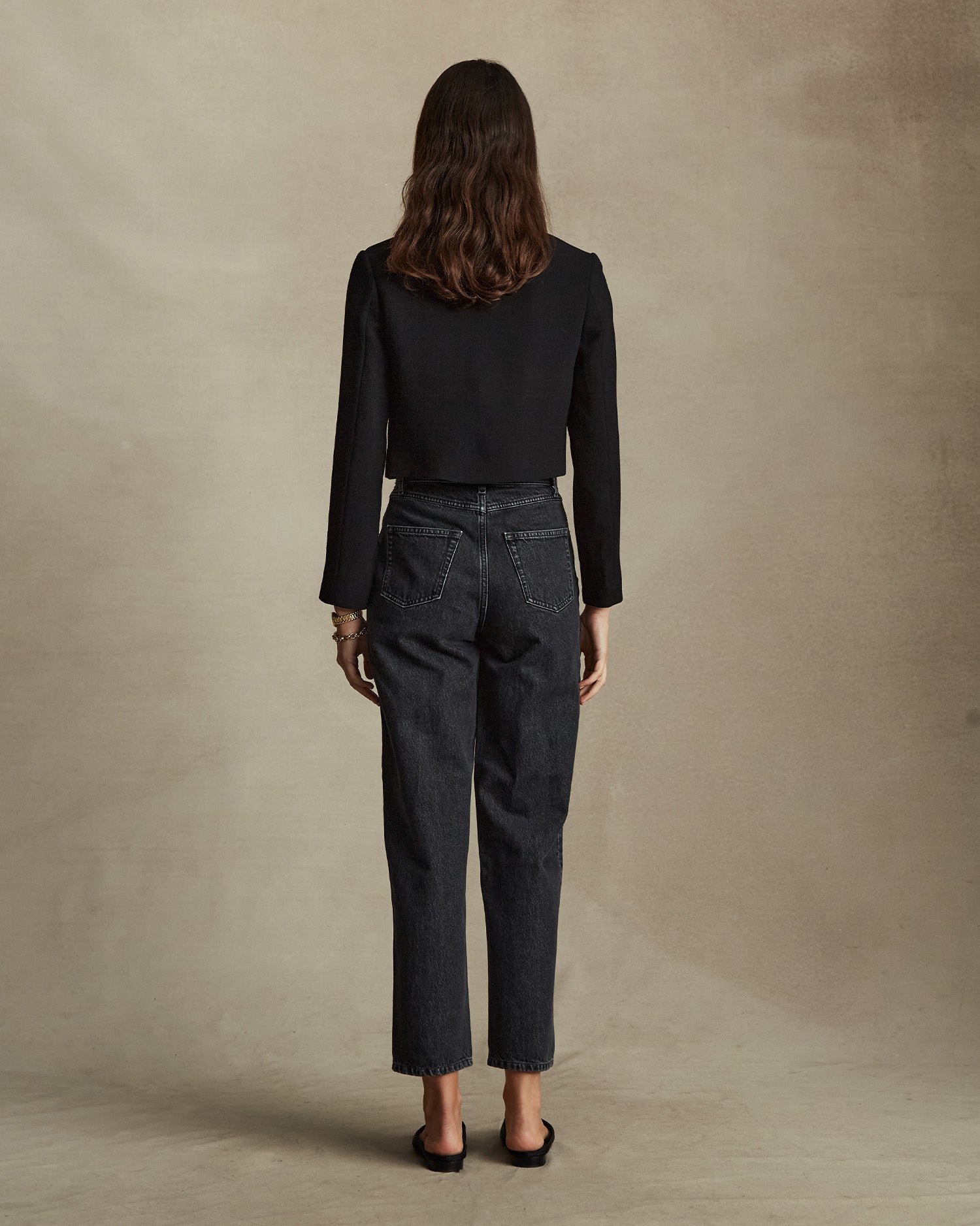 Black Crepe Corta Jacket