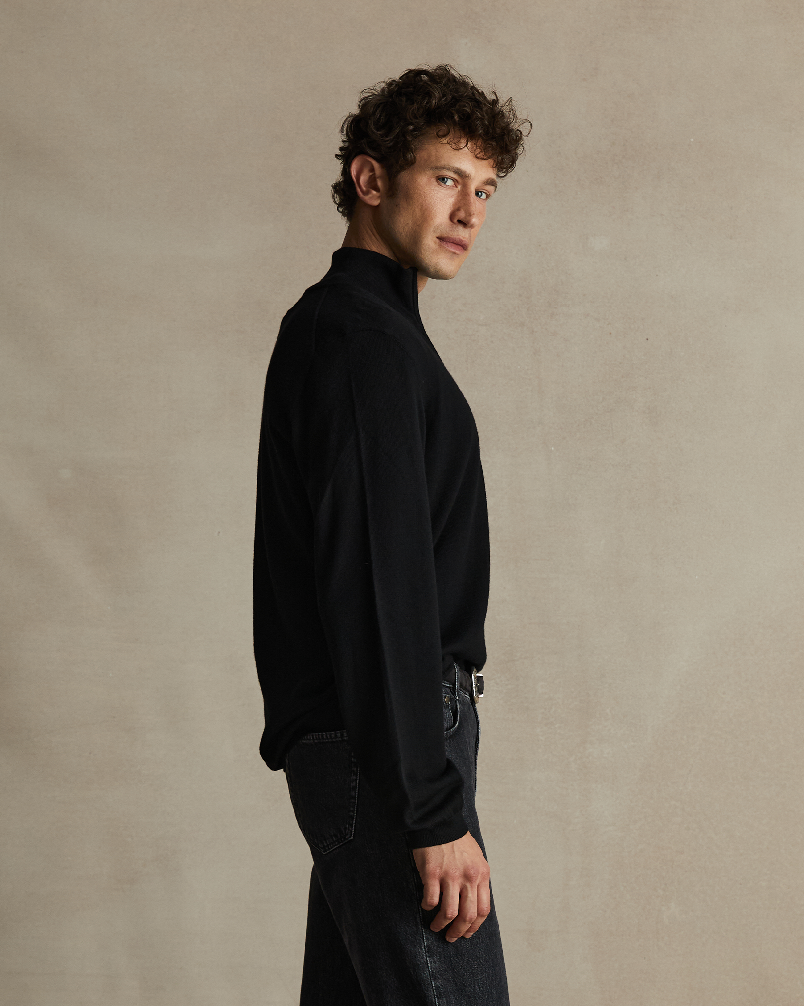 Merino Quarter Zip - Black