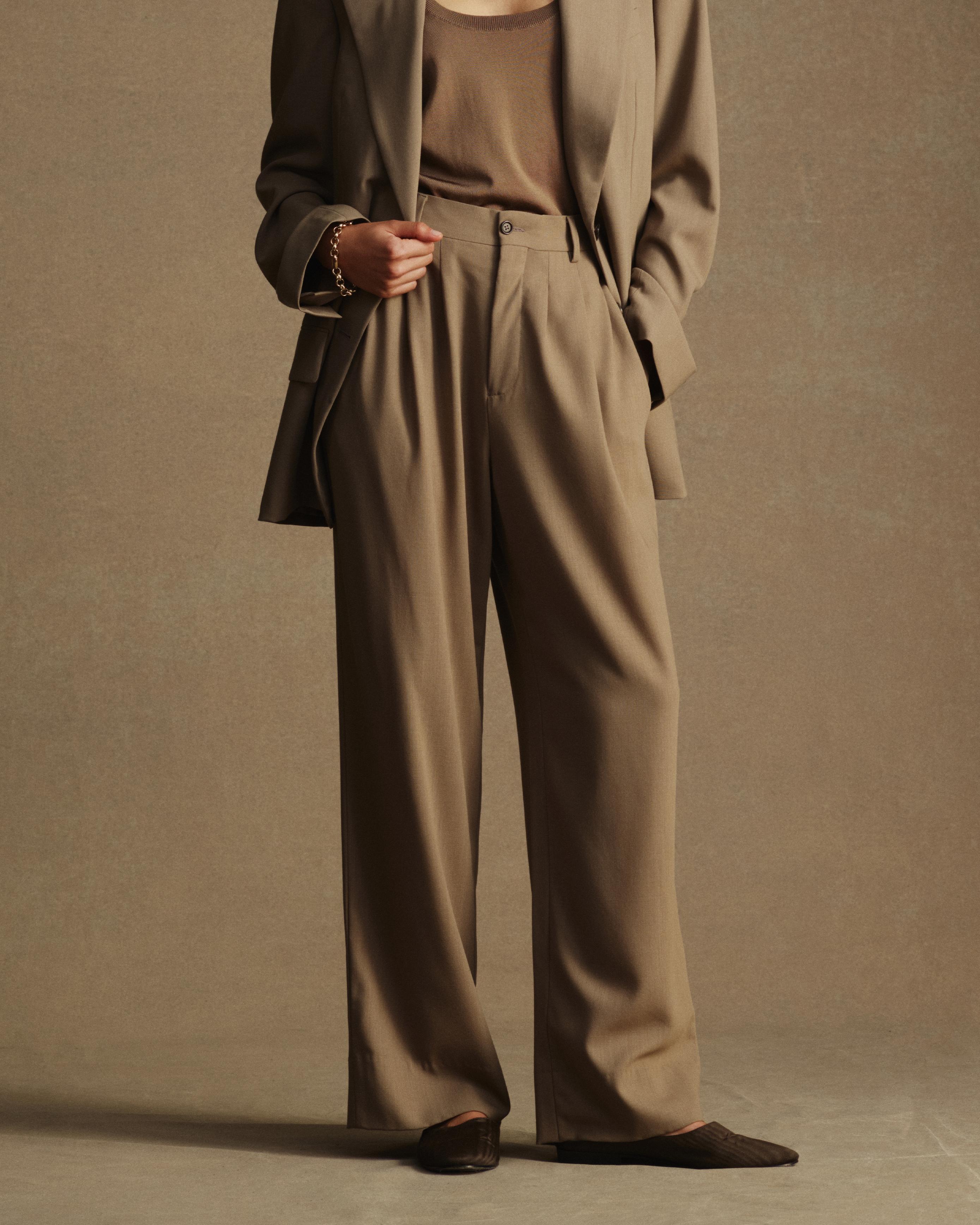 Ava Pleated Trouser - Taupe