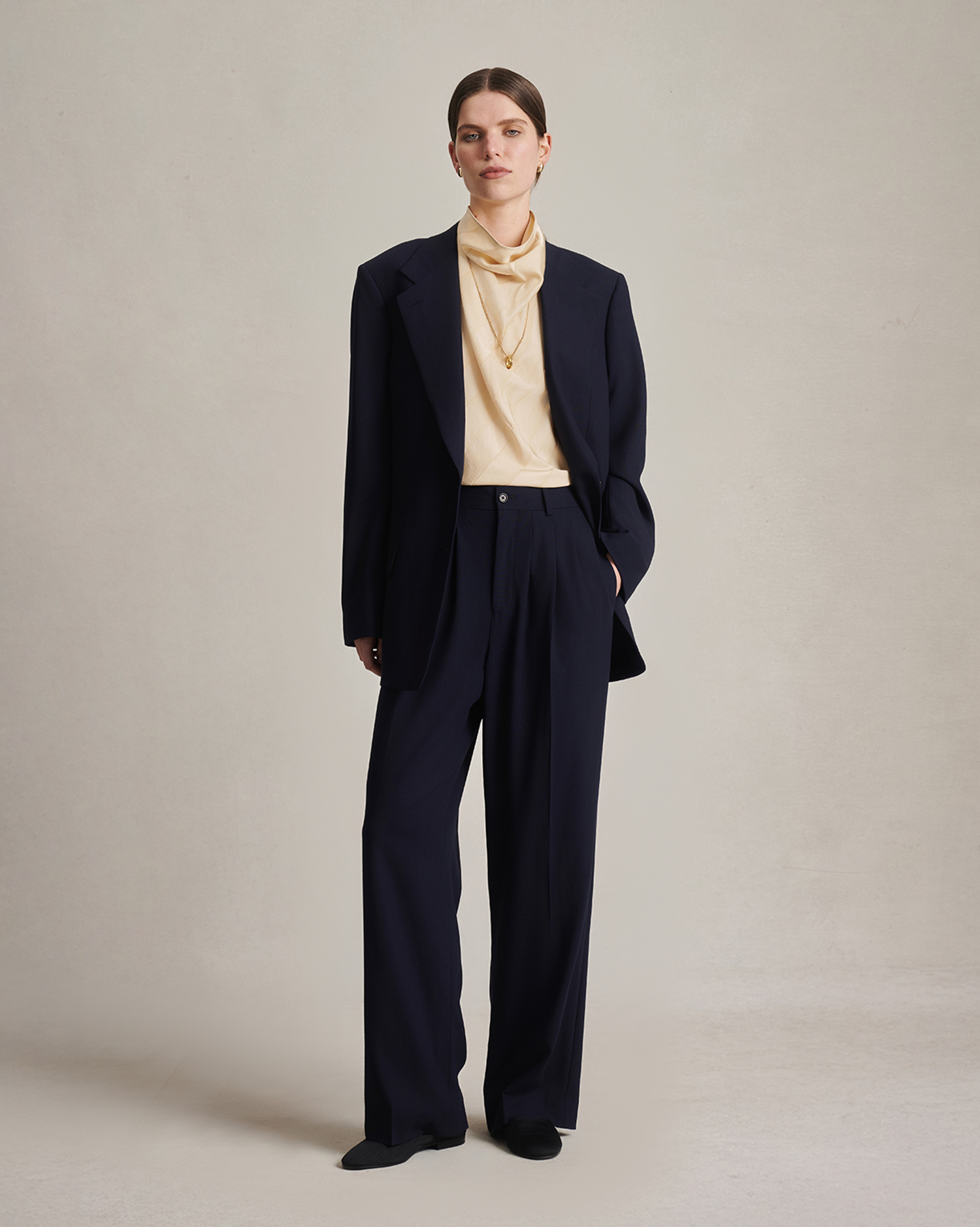 Ava Blazer - Navy