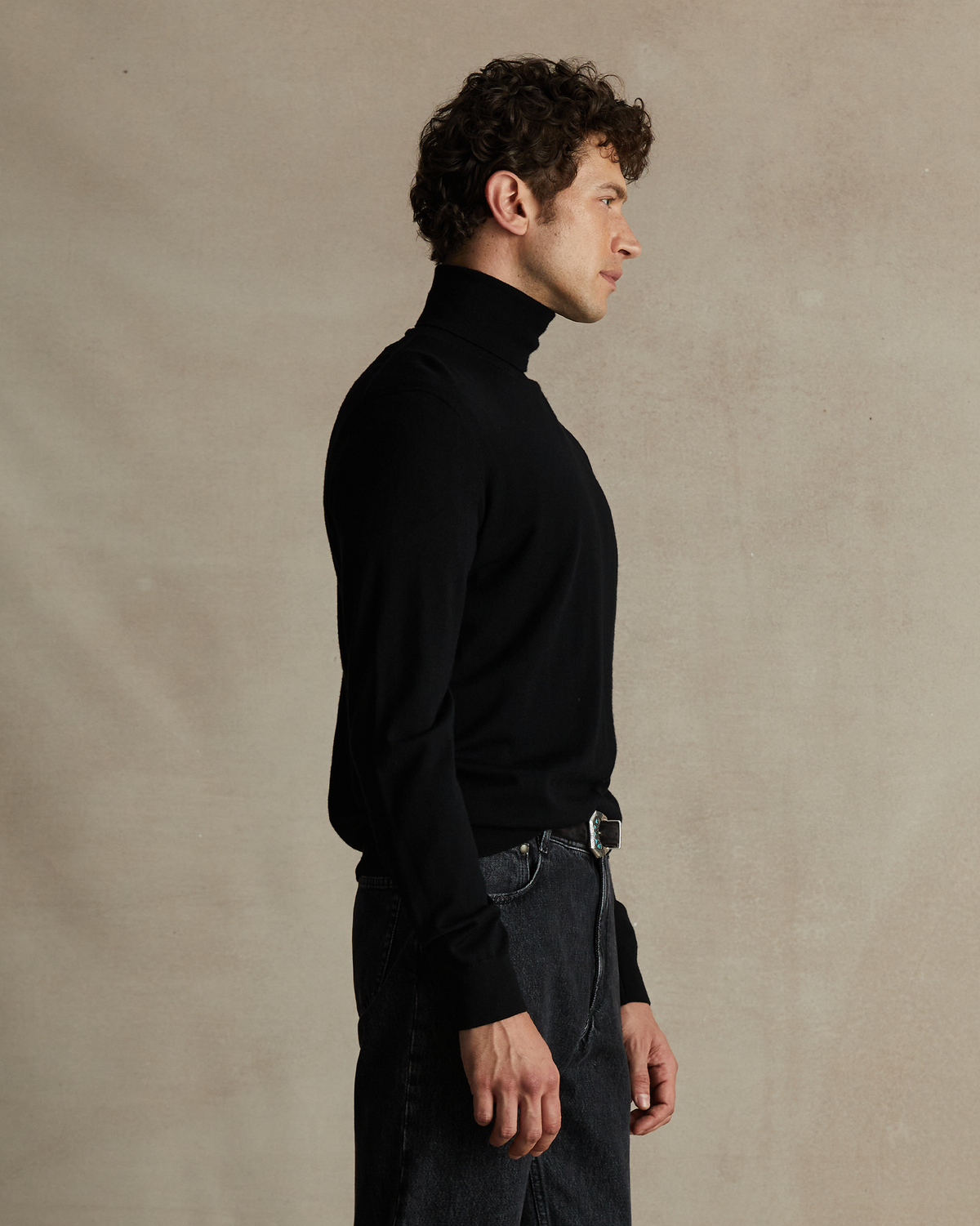 Black merino roll outlet neck