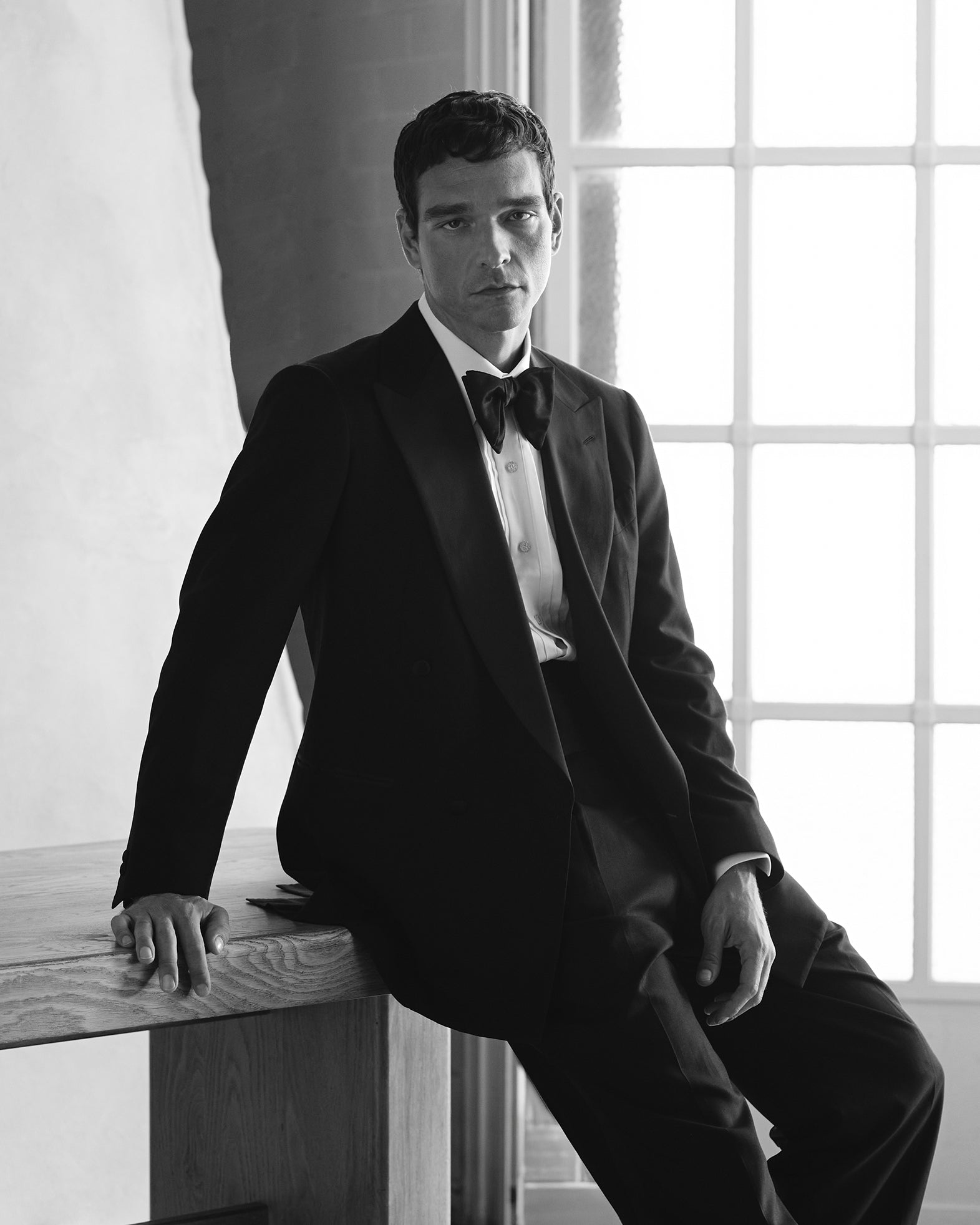 Large Bow Tie - Black Grosgrain