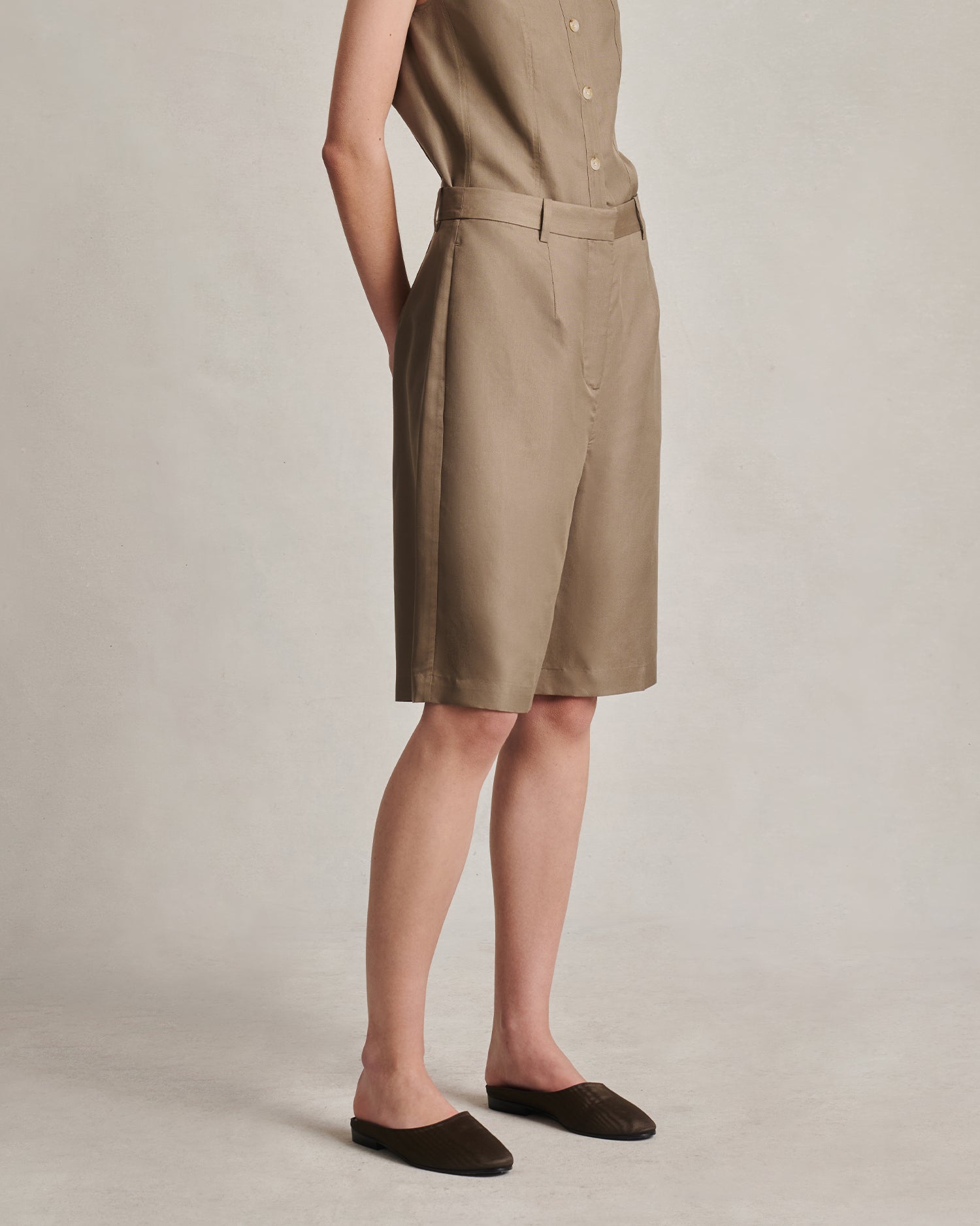 Maria Shorts - Taupe Dupioni