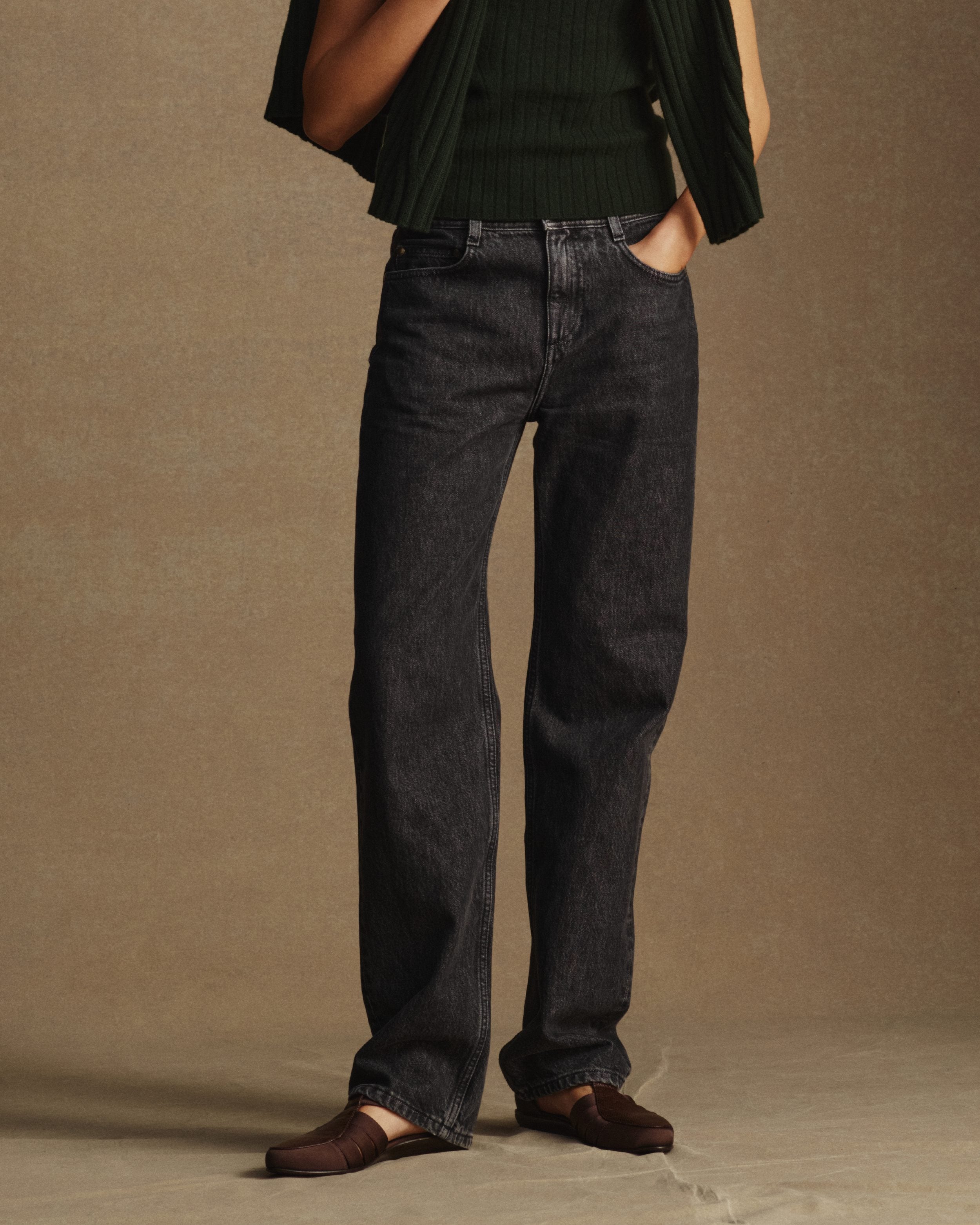 Black Peta Jeans