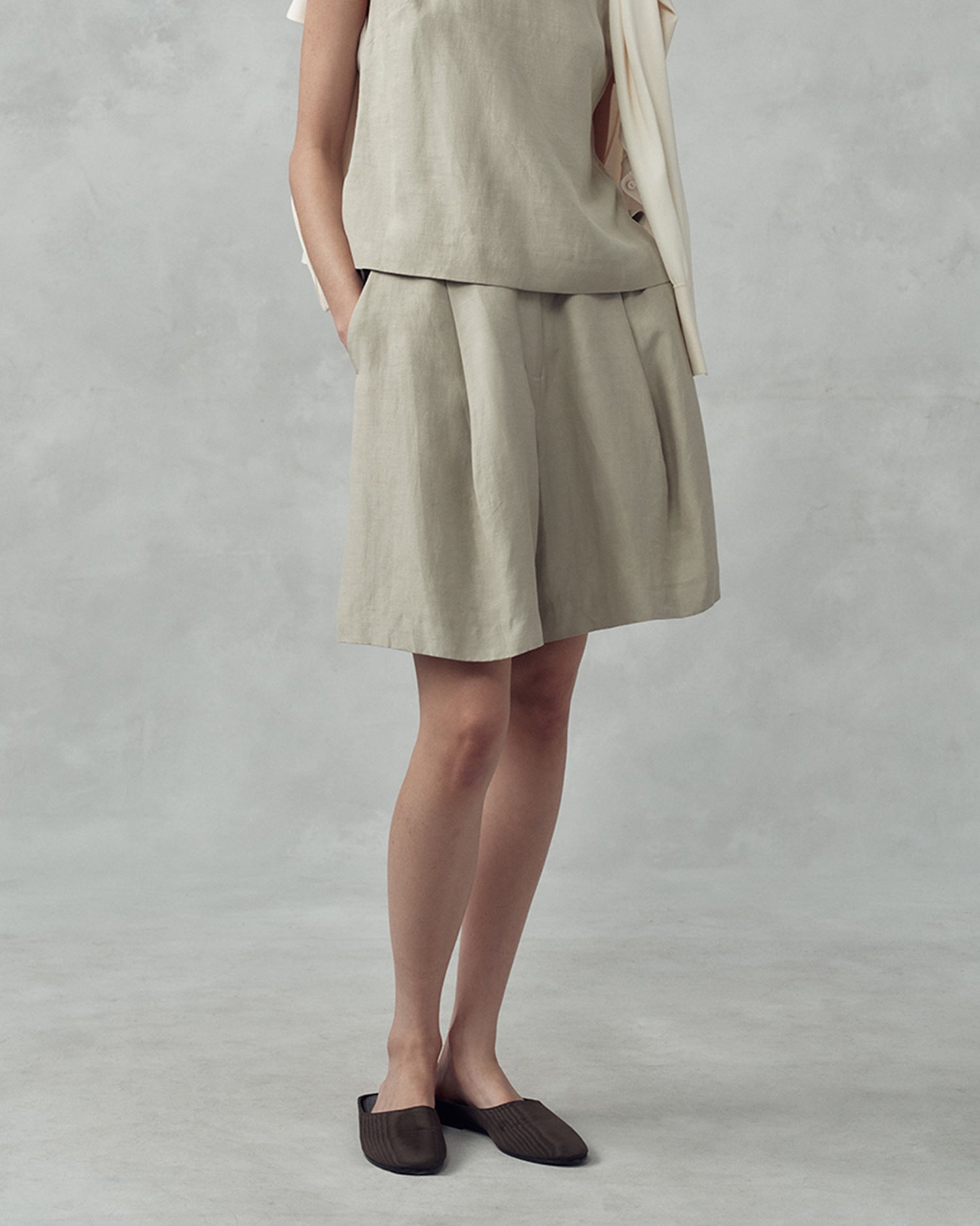 Colette Shorts - Greige