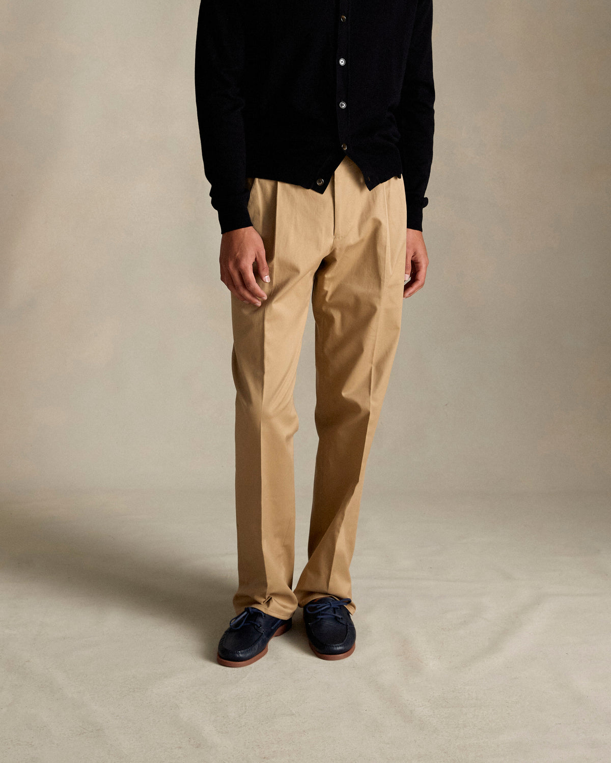 Chino taupe sales