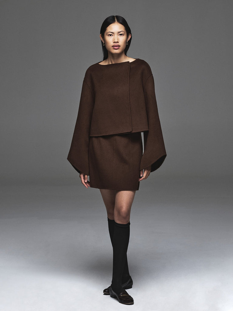MAY WOMENS 2025 LOOK 01