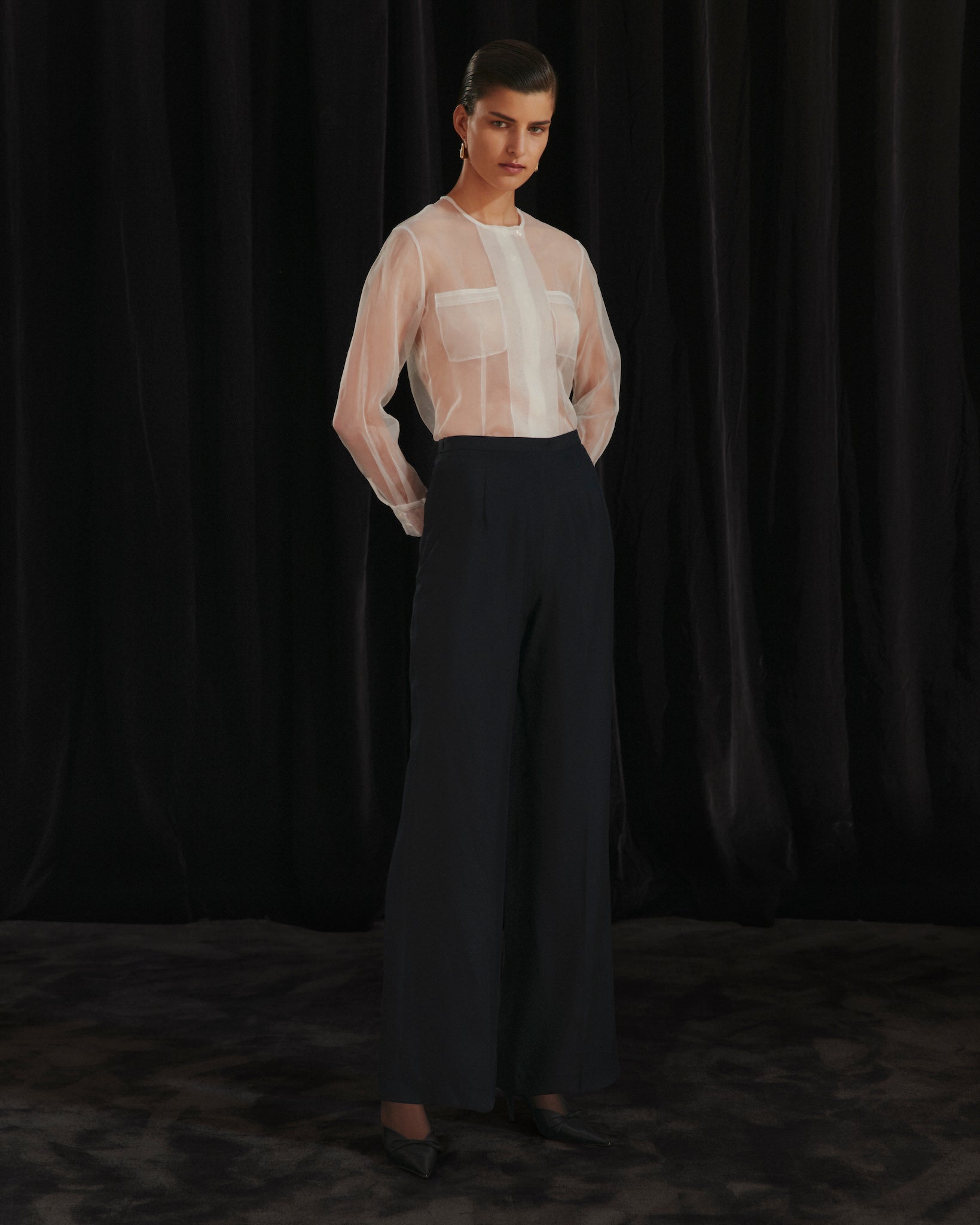 2023 JUNE WOMEN'S TAILORING LOOK 15