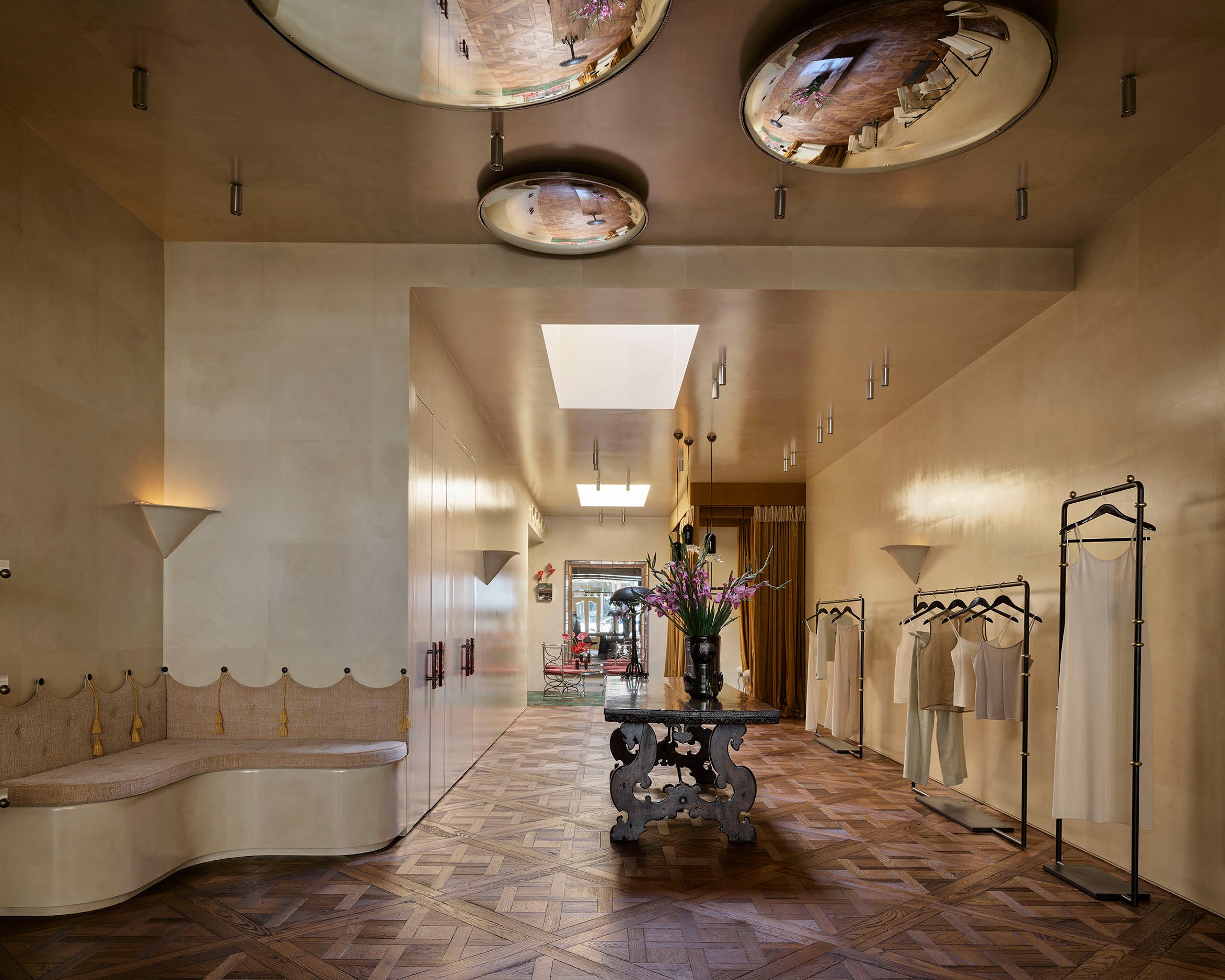Showroom image 3